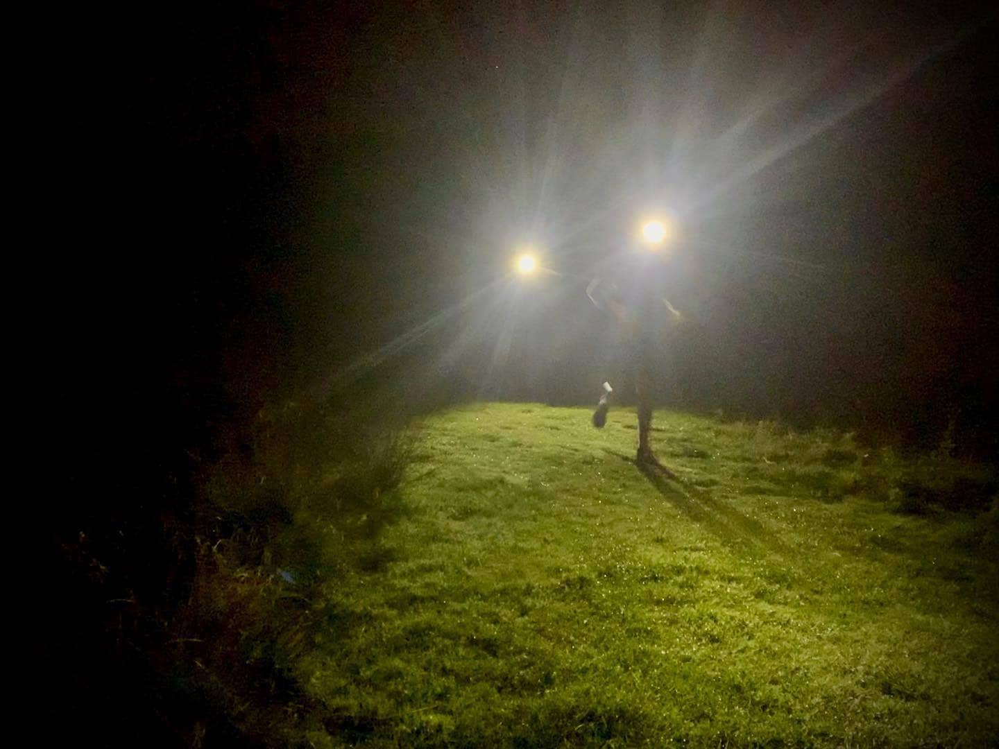 And off into the night they go! Our Silver 75km and Gold Ultra 100km Challengers are on course an...